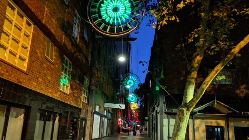 Fame! Fortune! Murder and skulduggery! Immerse yourself in the gritty underbelly of Sydney’s famous Kings Cross and join us on this popular walking tour